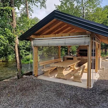 River Zen House Sipovo