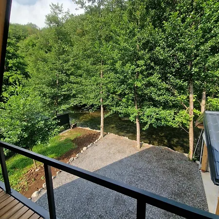River Zen House Sipovo